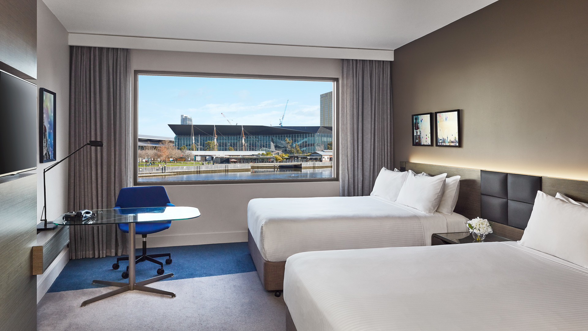 Crowne Plaza Melbourne - Standard Twin Room - Subway®